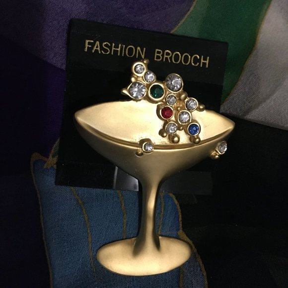 Fashion Cocktail Brooch - Picture 3 of 3